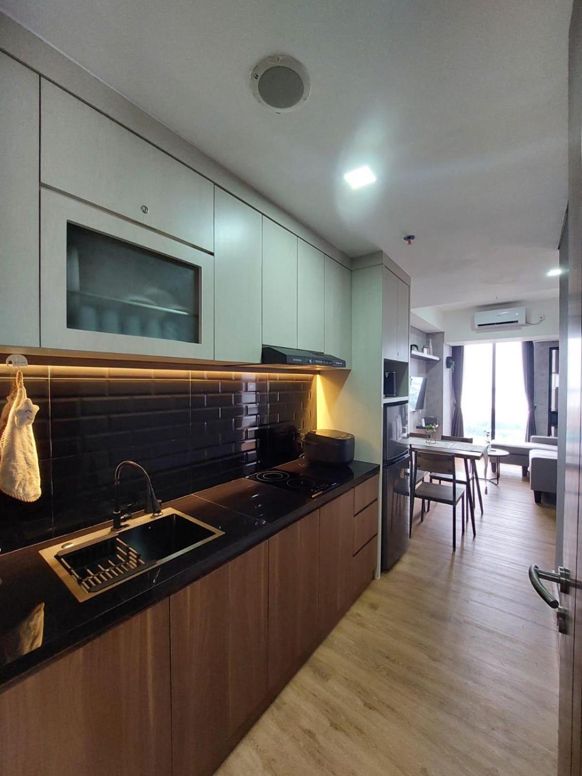 Zahra Sea View 2bdr Pollux Habibie Apartment